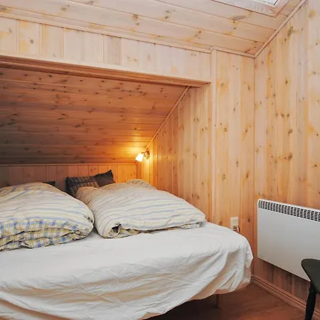 Laurentia - 800m From The Sea By Interhome Feriehus *
